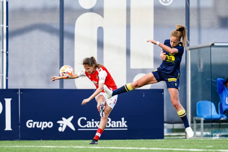 SC Braga perde mas segue em frente na Taça da Liga feminina