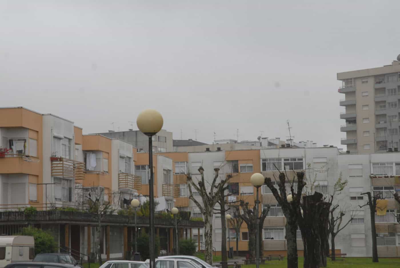 Moradores das Andorinhas criam sala de estudo para crianças e jovens