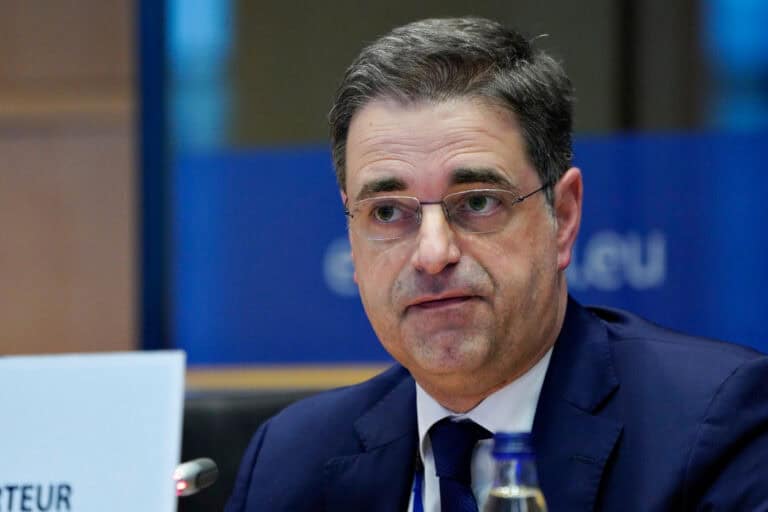 Comité das Regiões Europeu aprova parecer de Rio sobre potencial da economia e empreendedorismo social