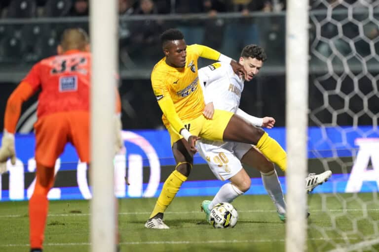 Vitória SC vence Portimonense e isola-se provisoriamente no 5.º lugar da I Liga