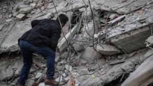 Número de mortos ultrapassa os 33 mil na Turquia e Síria&nbsp;