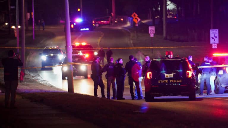 Pelo menos três mortos em ataque com arma de fogo em universidade dos EUA