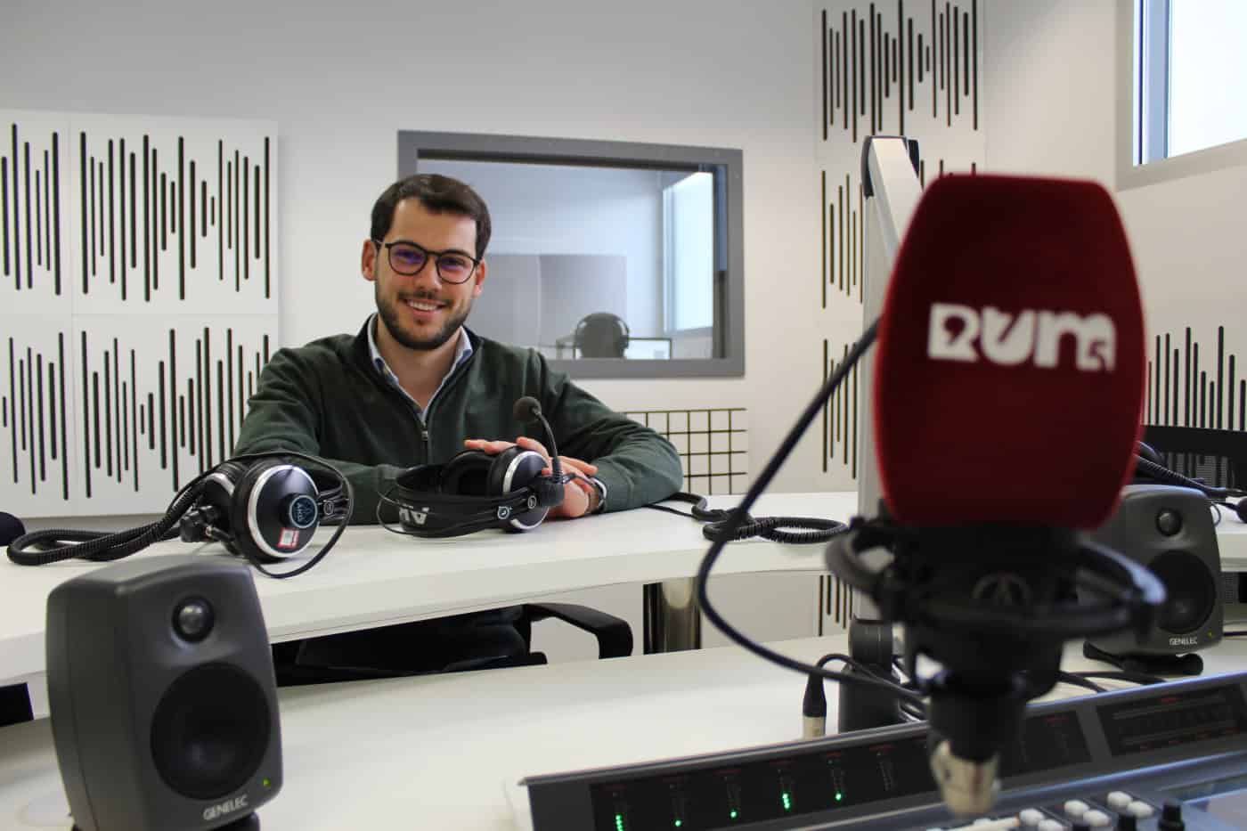 "Gostava que os jovens tivessem um lugar na decisão permanente"