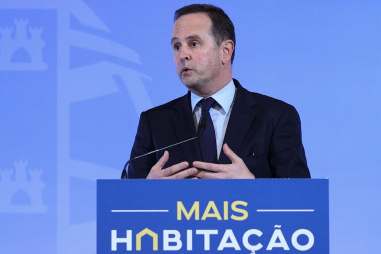 Governo estima que medidas sobre habitação vão custar cerca de 900 milhões de euros
