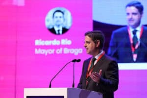 Rio diz que programa 'Mais Habitação' é&nbsp;“ineficaz e não deverá ter condições para se concretizar”