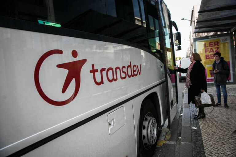Trabalhadores da Transdev cumprem um dia de greve
