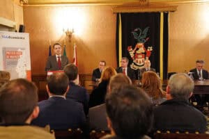 Autores de livro sobre habitação defendem envolvimento das autarquias na estratégia nacional