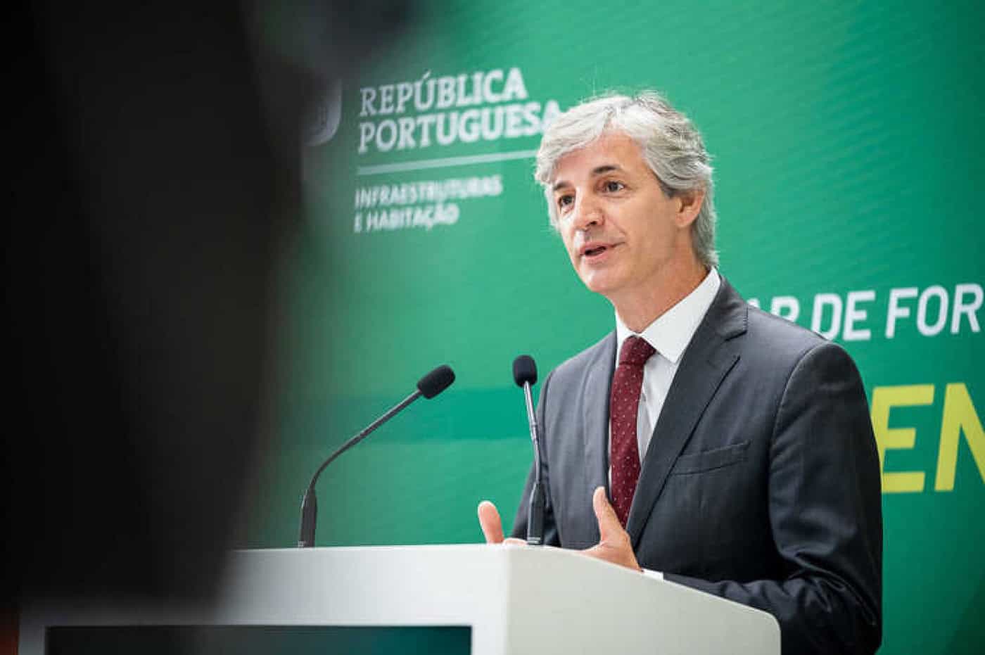 Novo serviço intermunicipal de transportes vai ligar zonas empresariais do Alto Minho