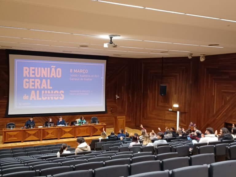 Estudantes da UMinho aprovam recomendação de saída do ENDA