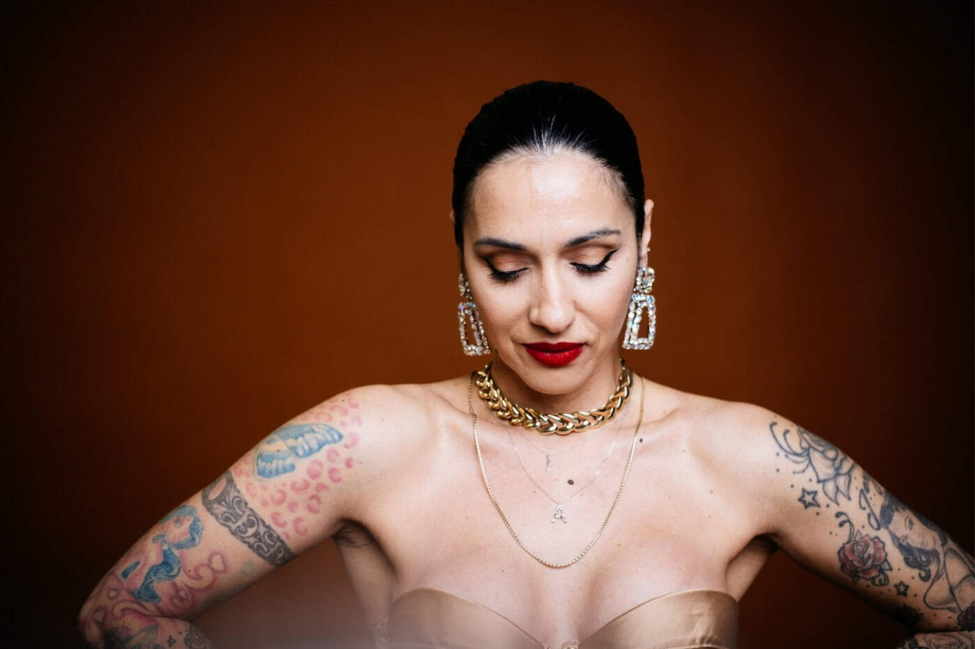 Ana Malhoa no cartaz do Enterro da Gata