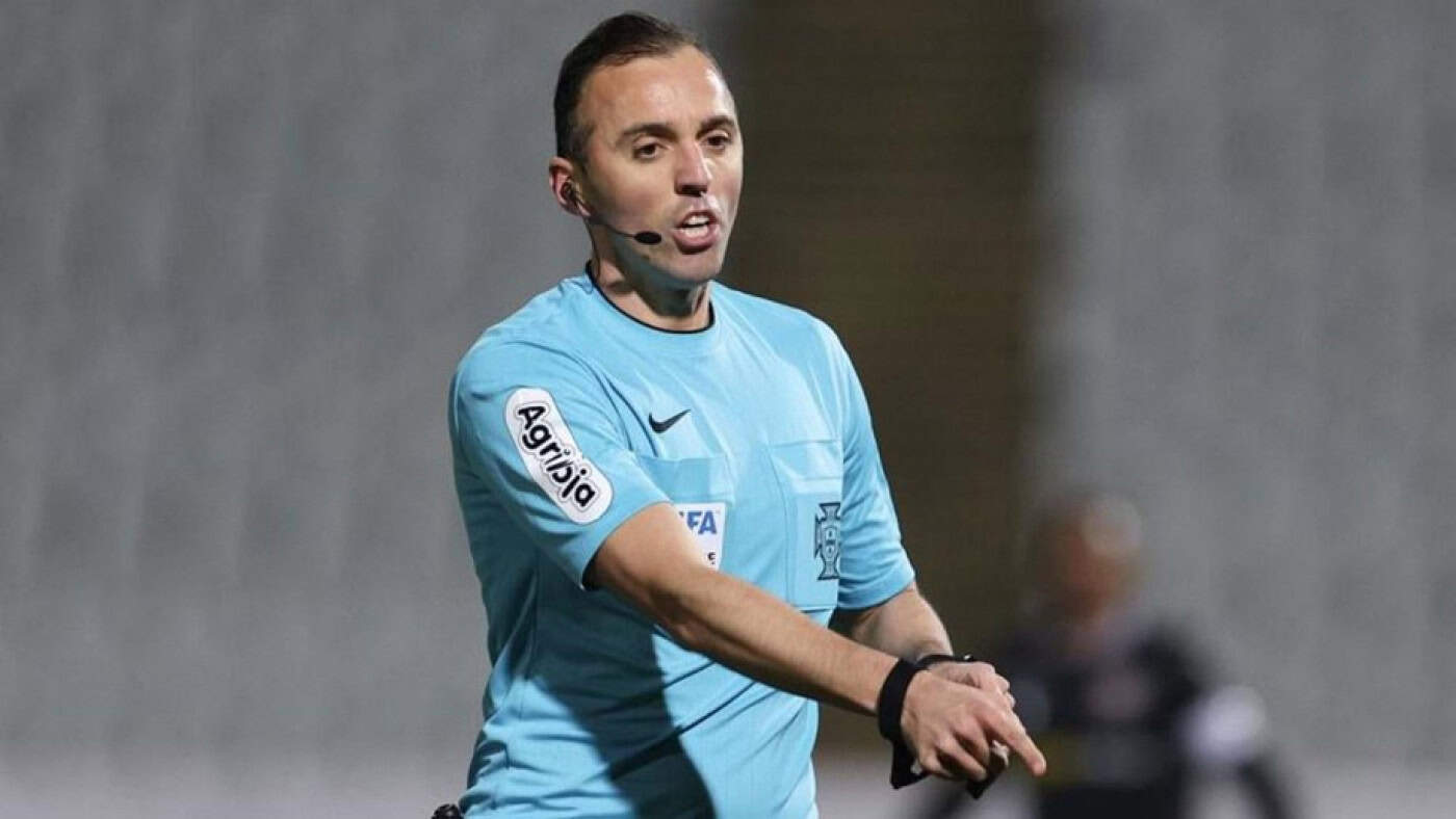 João Pinheiro entre os árbitros nomeados pela UEFA para o Europeu de sub-21