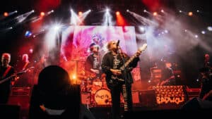 The Cure não vão vender bilhetes com preços exorbitantes para que todos possam ir aos concertos