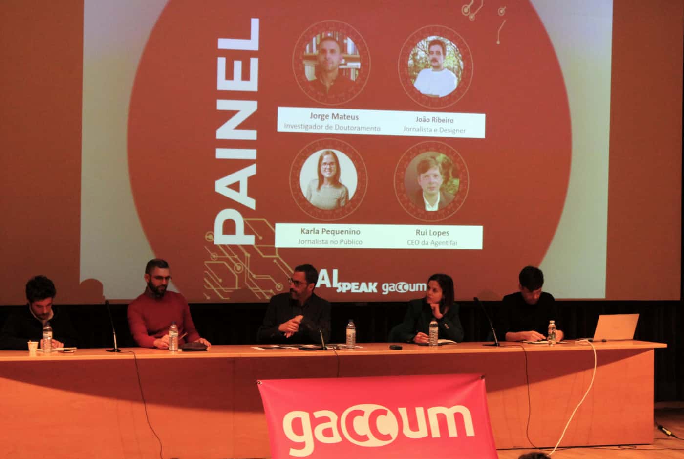 ChatGPT e questões éticas marcam debate sobre papel da inteligência artificial na comunicação