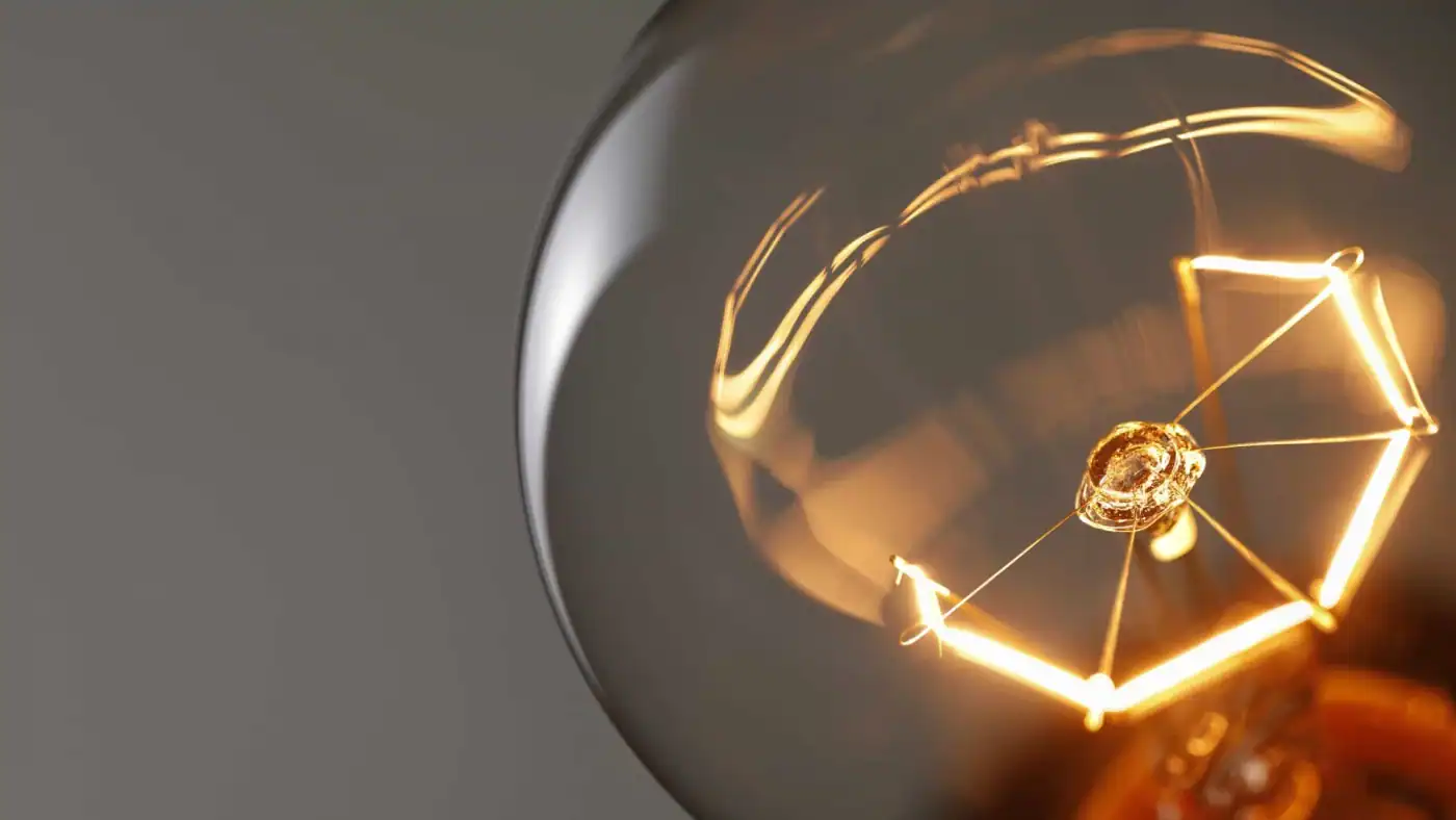 Fatura da luz desce em média 3% para clientes do mercado regulado a partir de abril