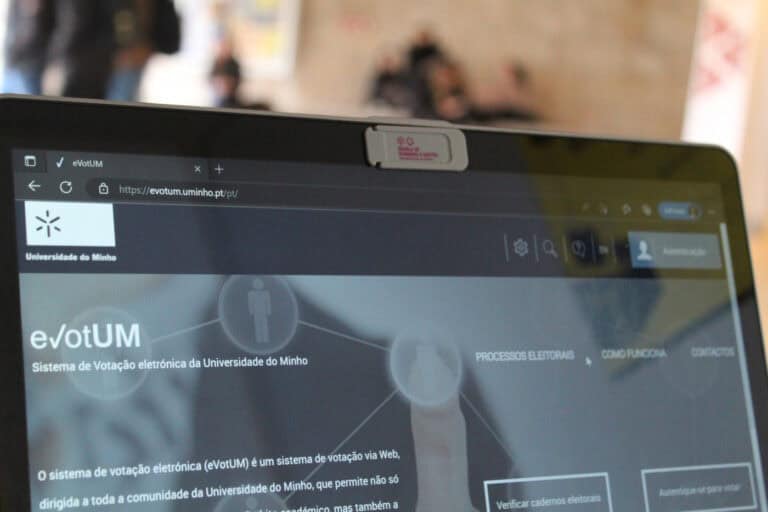 Eleições CG. Cerca de 300 alunos votaram até ao meio-dia