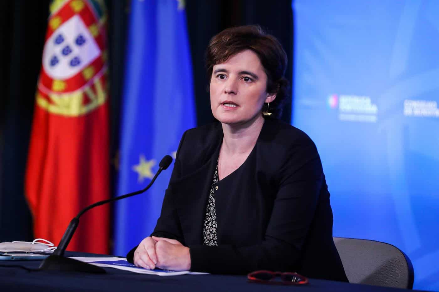 Governo propõe acelerar progressão na função pública para corrigir efeitos do congelamento de carreiras