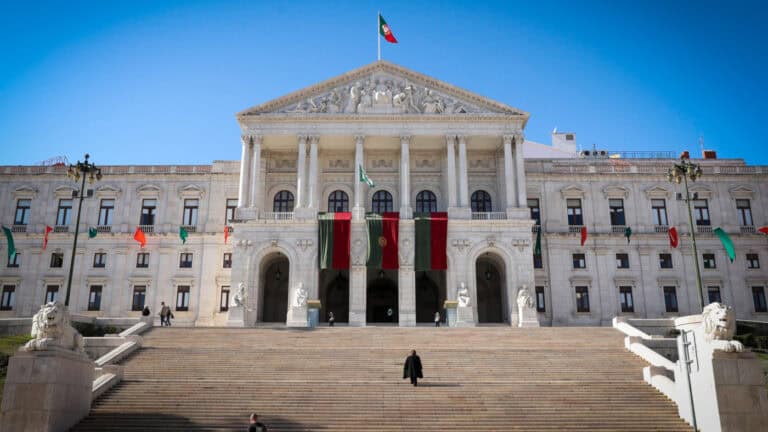 AR discute aumento da margem de endividamento dos municípios para acelerar execução do PRR