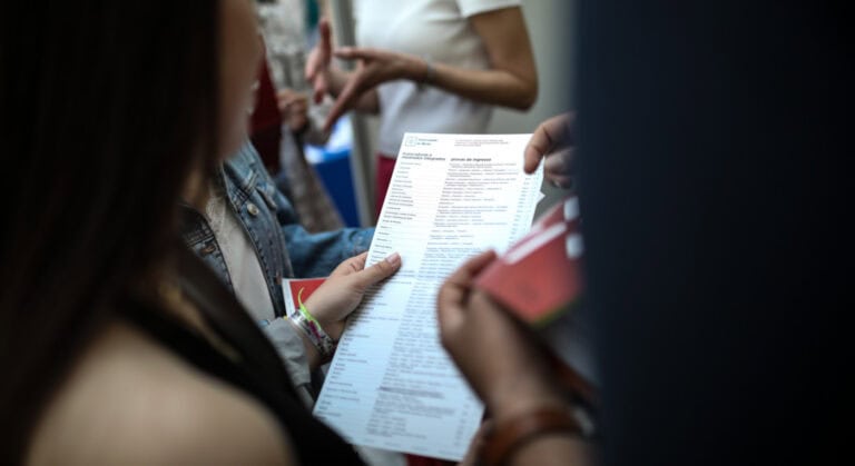 Maioria dos jovens entre os 20 e os 30 anos ganha menos de mil euros