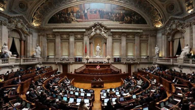 Lei da Eutanásia aprovada pela quarta vez no Parlamento