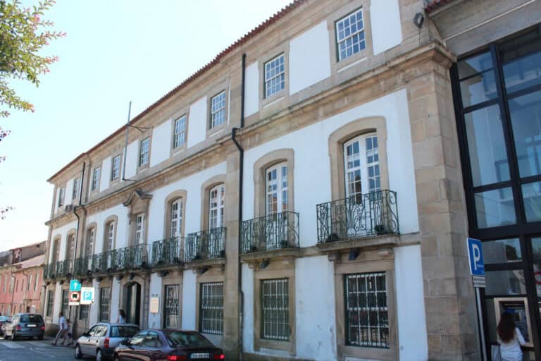 Saúde. Governo prepara-se para investir 5 ME na construção e requalificação de edifícios em Braga