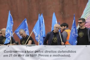 Polícias em protesto para alertar Governo sobre problemas que continuam por resolver&nbsp;