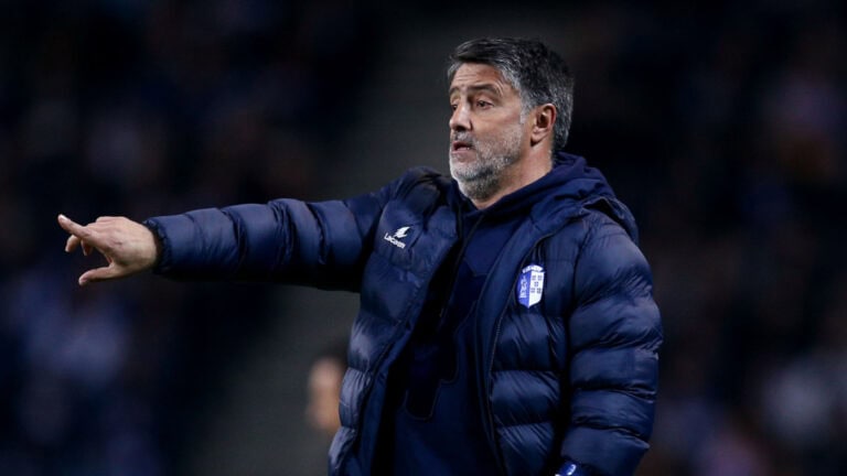 "Queremos ter bola e mandar no jogo. Se formos convictos e exigentes, podemos trazer pontos"