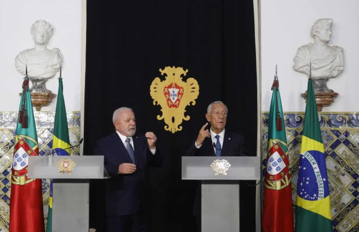 Marcelo frisa diferenças quanto à guerra sem comentar eventual papel do Brasil