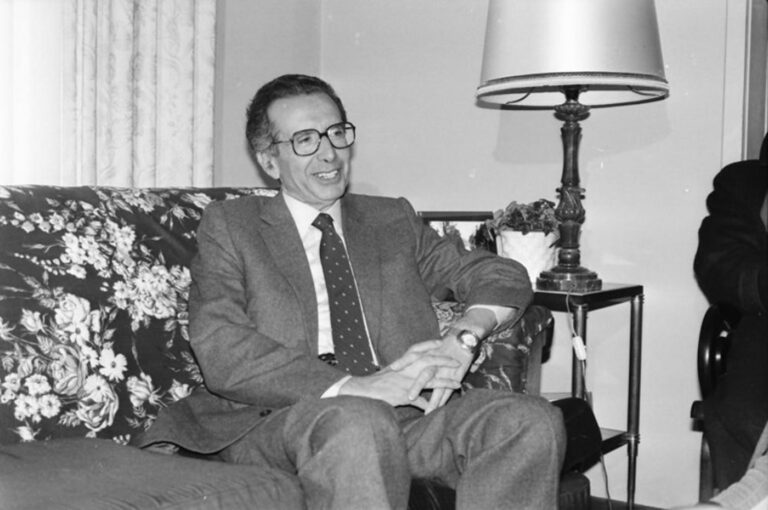 EDUM lembra Salgado Zenha em conferência com António Costa