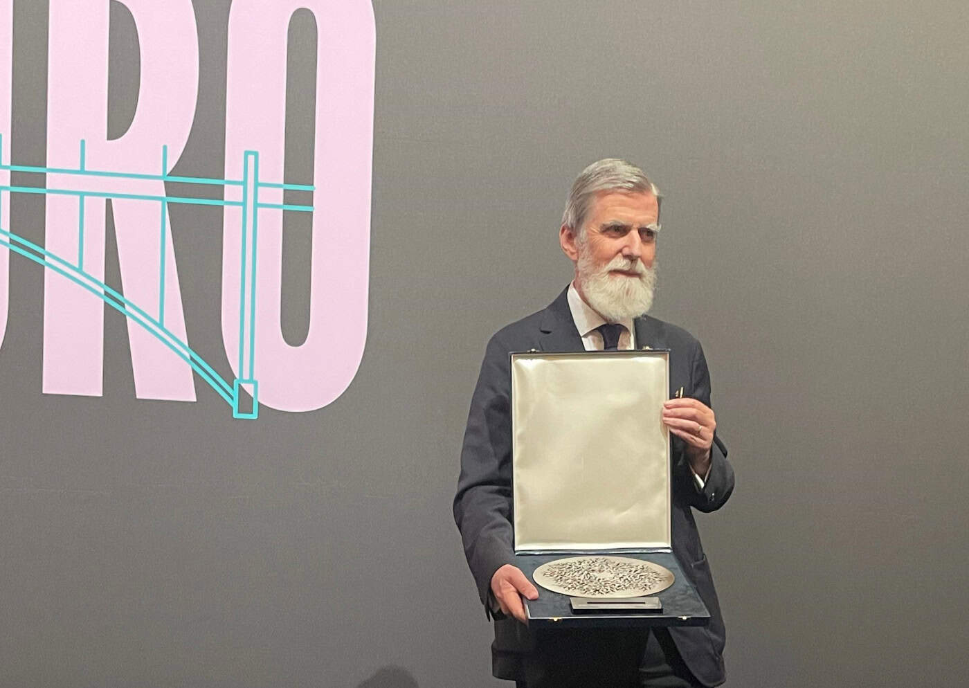 Professor da UMinho recebe Prémio Nacional de Medicina Interna