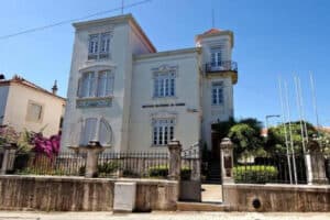 Politécnico de Coimbra suspende professor suspeito de assédio