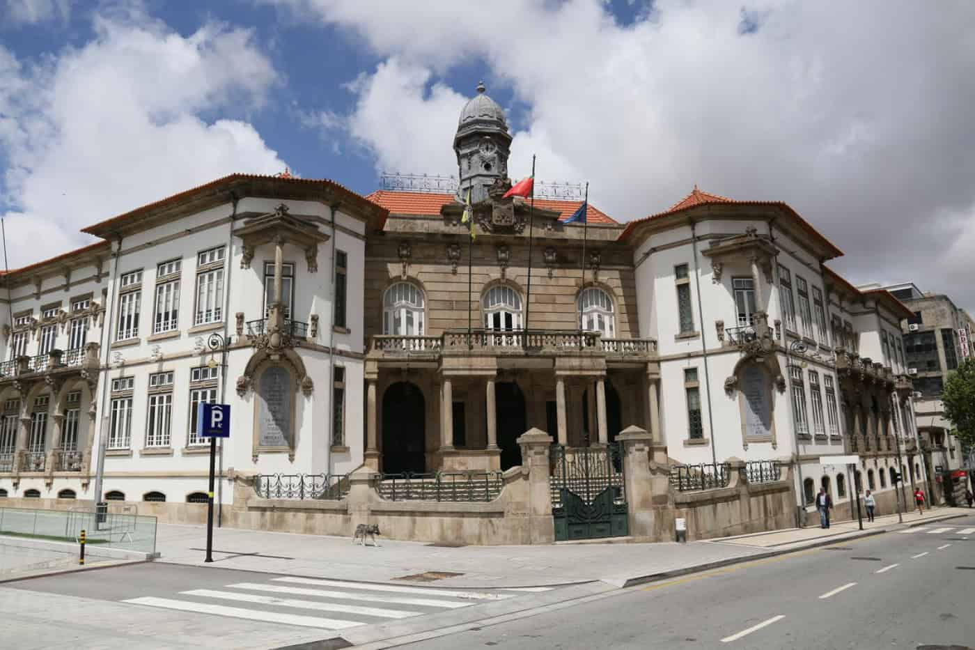 PJ realiza buscas na Câmara de Gaia&nbsp;