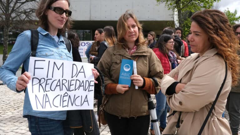 Manifestação em Lisboa contra a precariedade marca hoje Dia Nacional dos Cientistas&nbsp;