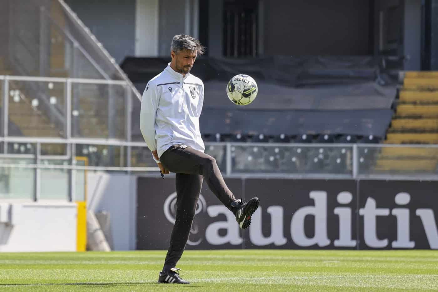 "A equipa vai fazer tudo para ganhar. Queremos oferecer aos adeptos essa vitória"