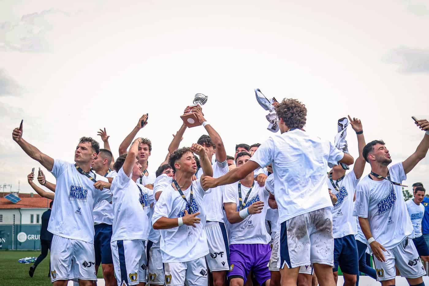 Juniores do FC Famalicão sagram-se campeões nacionais pela primeira vez