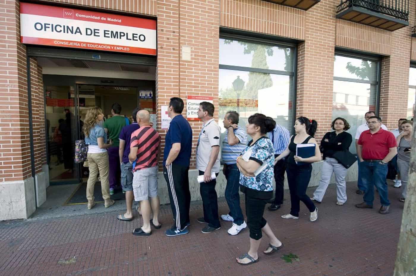 Taxa de desemprego recua para 6,5% na zona euro em abril