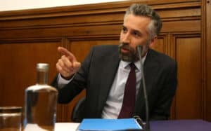 Pedro Nuno Santos defende renegociação de contratos com Airbus&nbsp;