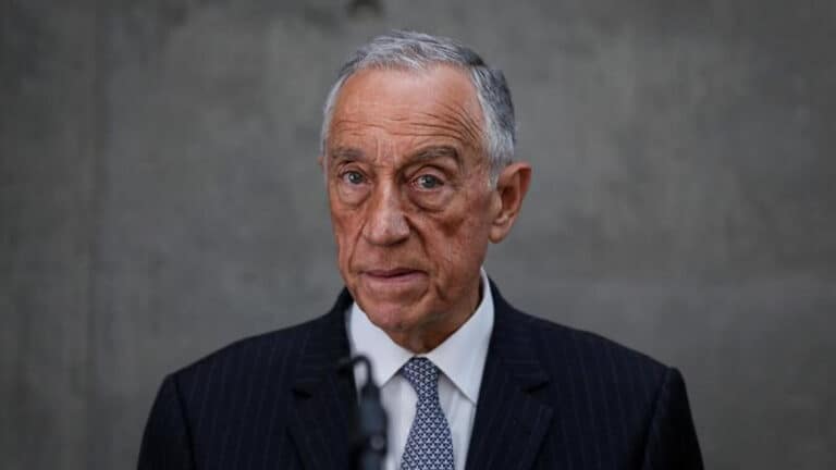 PR considera injusto punir classe por radicalização de grupo “muito pequeno” de professores