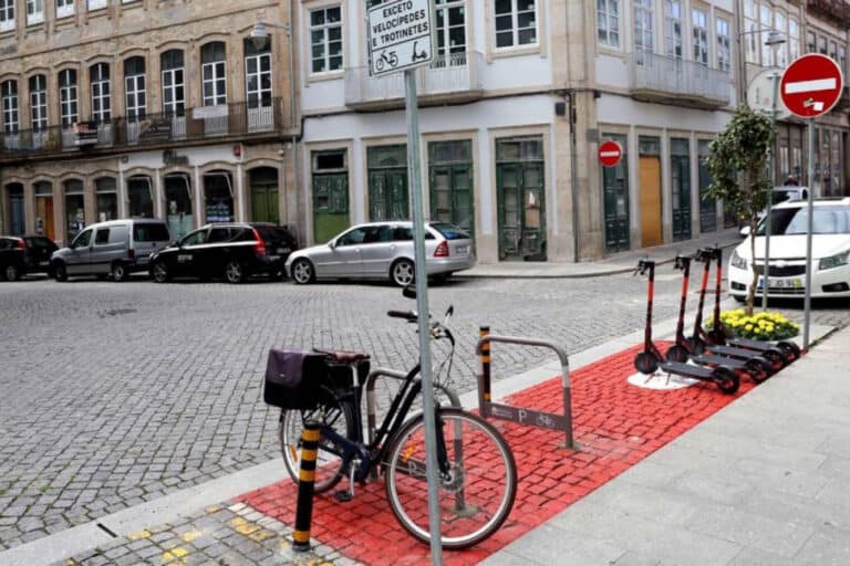 Oposição saúda incentivo à mobilidade suave em Braga mas critica condições do piso