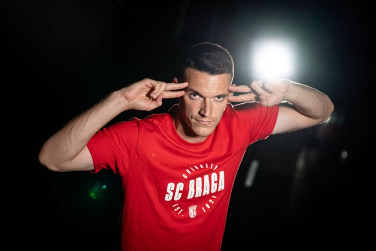 Adrián Marín oficializado no SC Braga