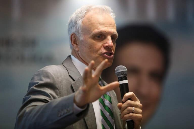 Neeleman acusa Governo de ter tentado pressionar administração e Comissão Executiva da TAP