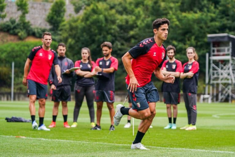 Zé Carlos deixa SC Braga e ruma a Barcelos