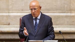 Desinformação é “ameaça à democracia” e requer combate “firme, mas cauteloso”&nbsp;