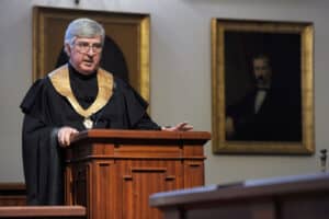 Reitores pedem suspensão de acordo com universidades dos EUA que receberam 310 ME