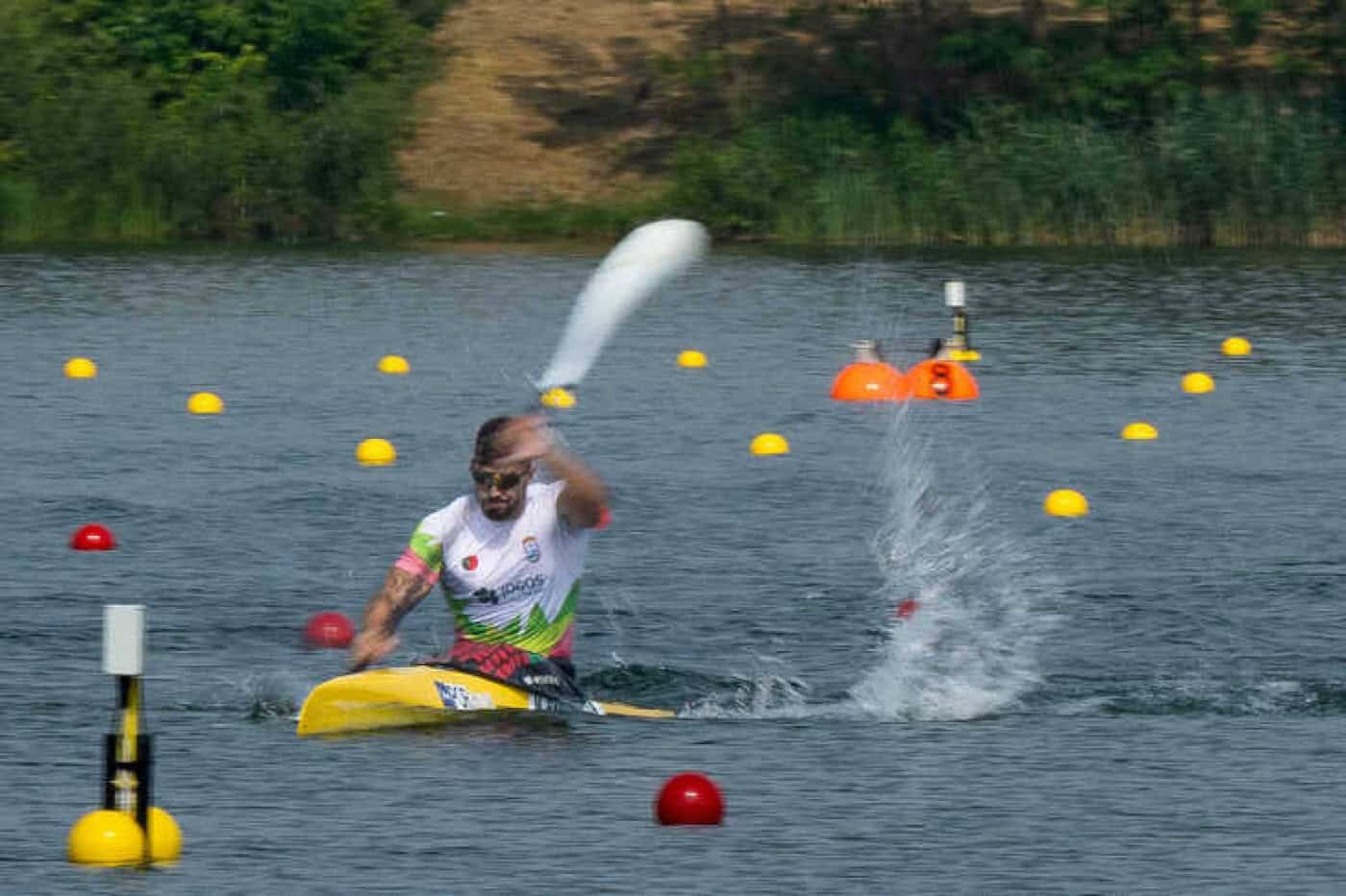 Messias Baptista alcança o ouro em K1 200 metros