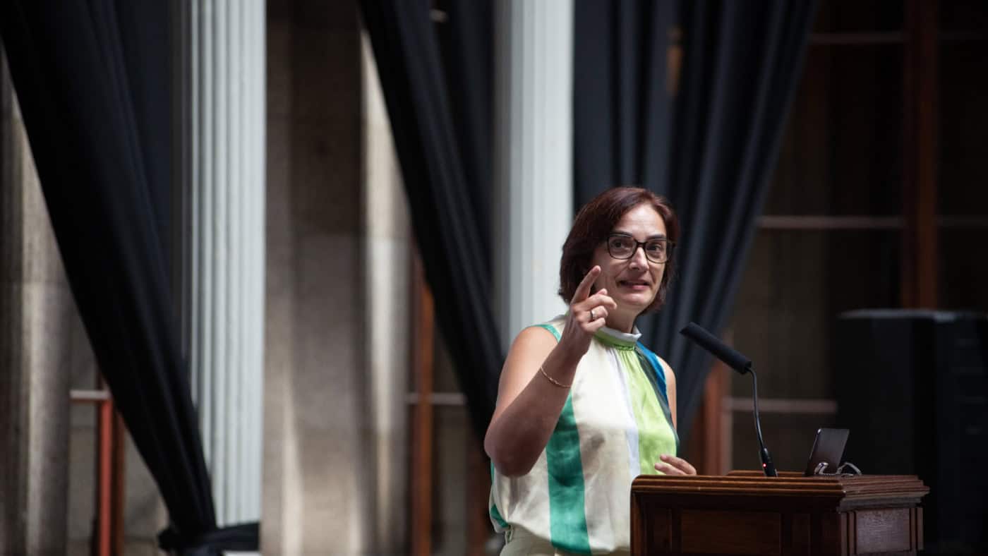 Parcerias com universidades americanas estão "em avaliação"