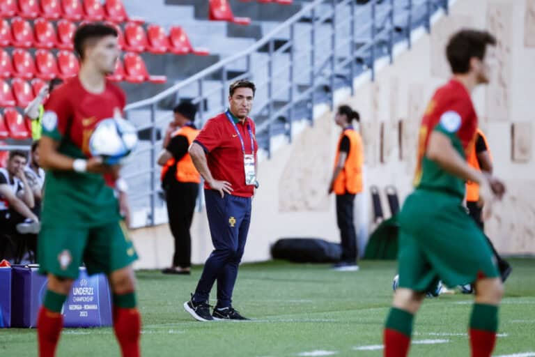 Inglaterra impõe despedida de Portugal no Europeu sub-21