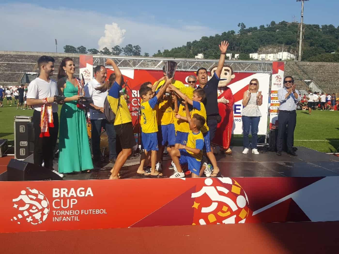 Torneio de futebol de formação reúne 27 clubes de quatro países em Braga