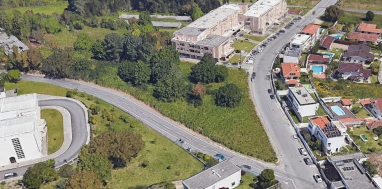 CMB ultima hasta pública para construção mista em Ferreiros