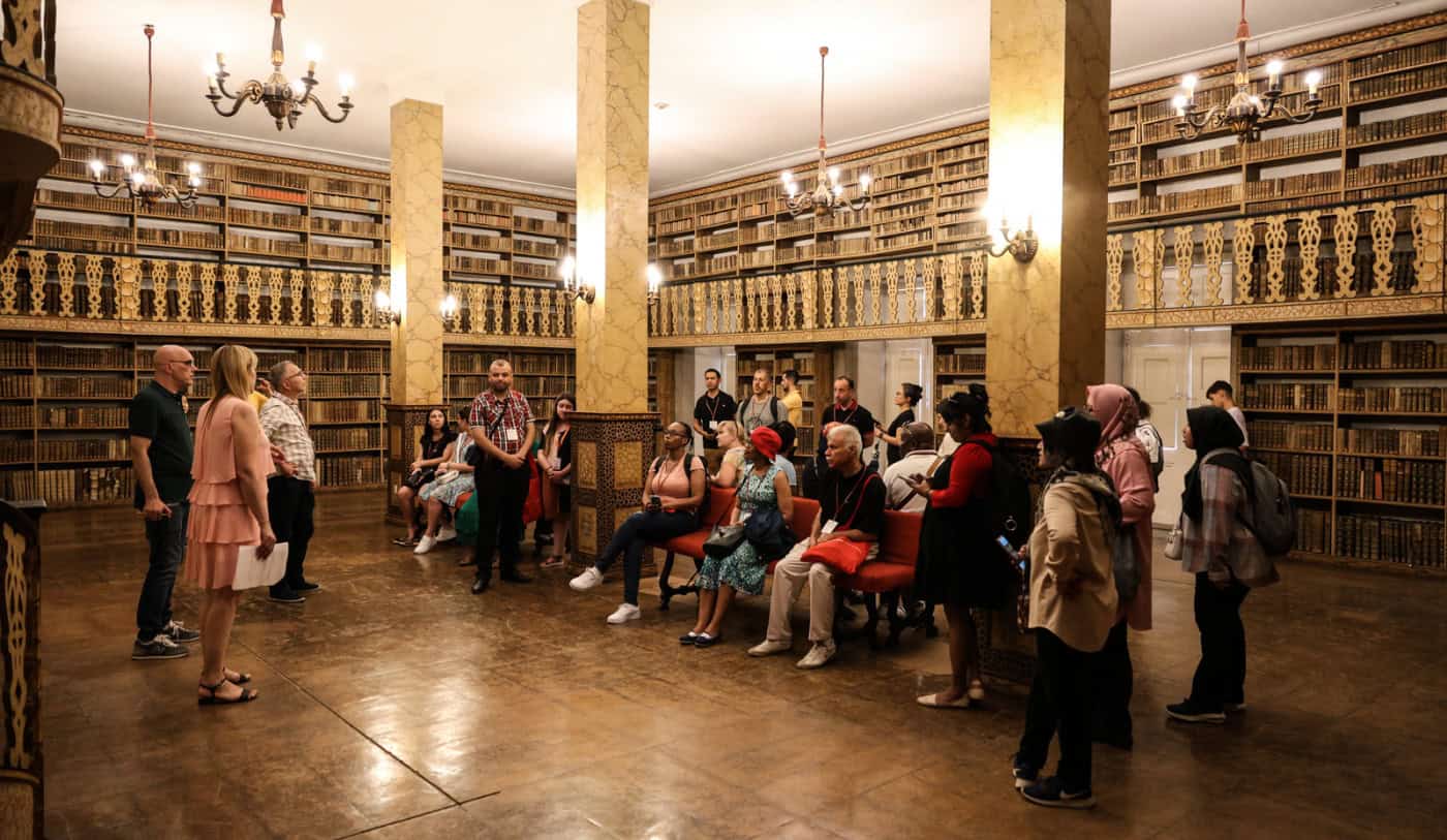 Uma das principais bibliotecas de Portugal está a celebrar 182 anos