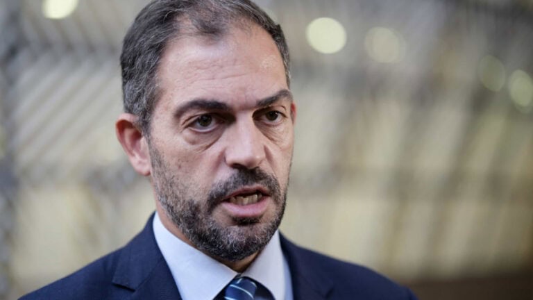 Ministro vê "risco iminente" no litoral de Esposende e quer intervenção urgente&nbsp;